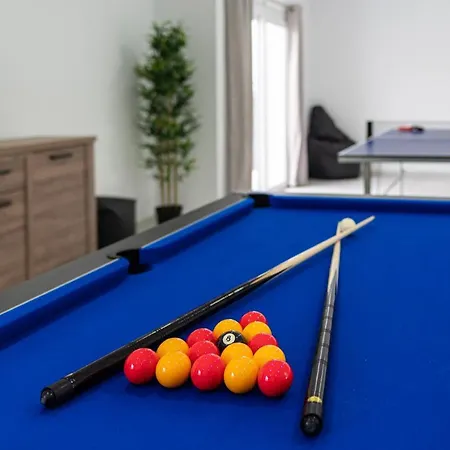 Rossa - Now - Lh215 By Now Ltd *