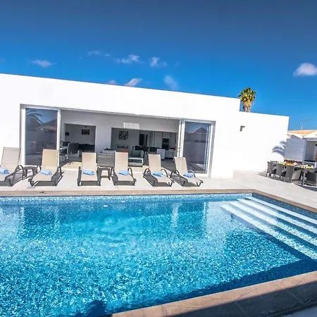 Villa Rossa - Now - Lh215 By Now Ltd