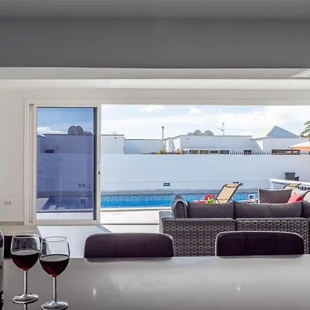 فيلة Rossa - Now - Lh215 By Now Ltd