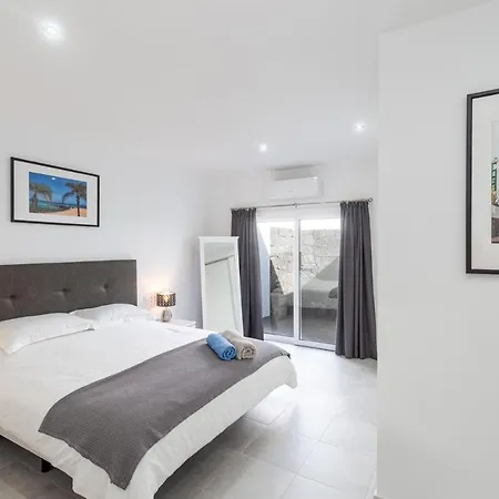 Rossa - Now - Lh215 By Now Ltd Villa *