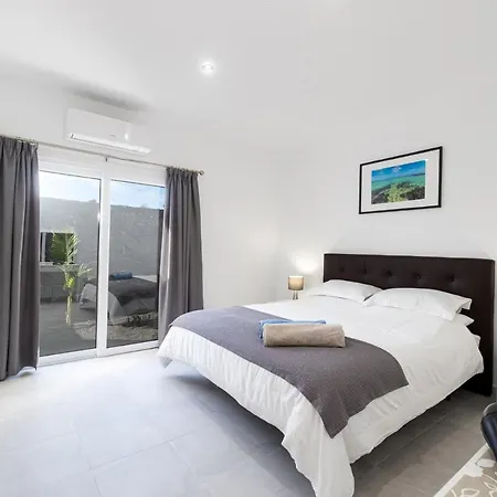Villa Rossa - Now - Lh215 By Now Ltd Playa Blanca