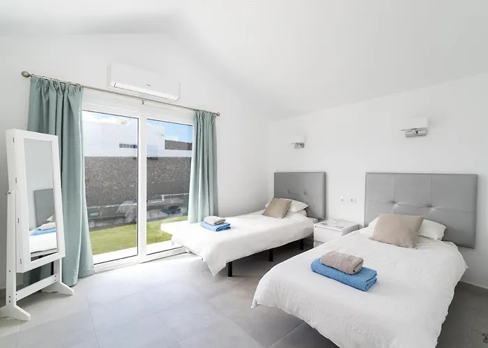 Rossa - Now - Lh215 By Now Ltd Villa *