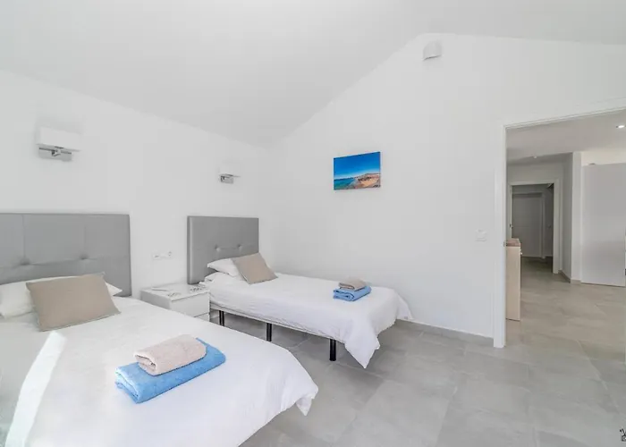 Rossa - Now - Lh215 By Now Ltd Playa Blanca (Lanzarote)