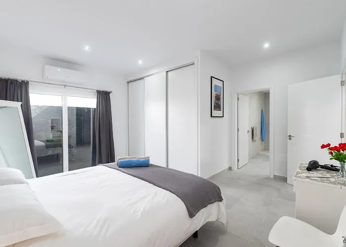 Rossa - Now - Lh215 By Now Ltd ヴィラ *