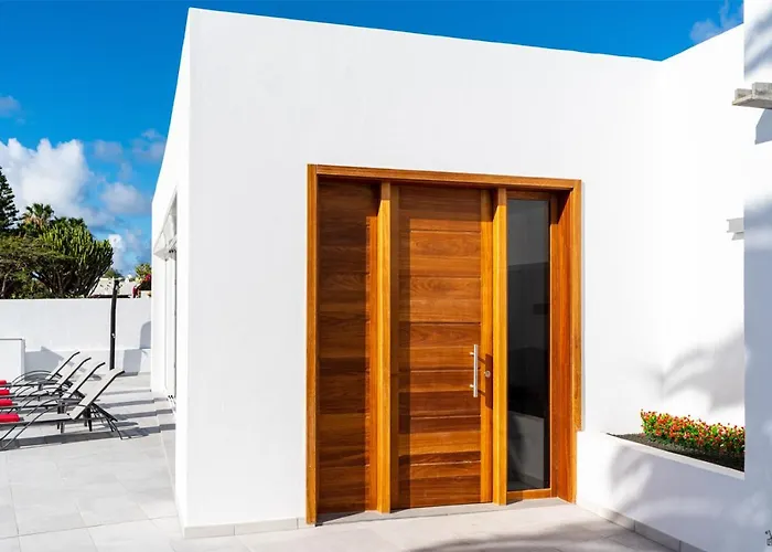 ヴィラ Rossa - Now - Lh215 By Now Ltd *