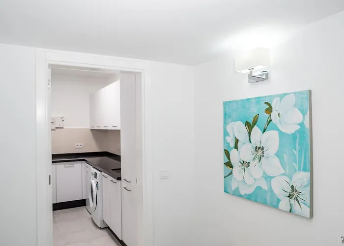 ヴィラ Rossa - Now - Lh215 By Now Ltd *